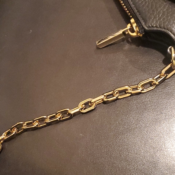 SOLD!!! TORY BURCH Bombe Chain Crossbody - Picture 6 of 9